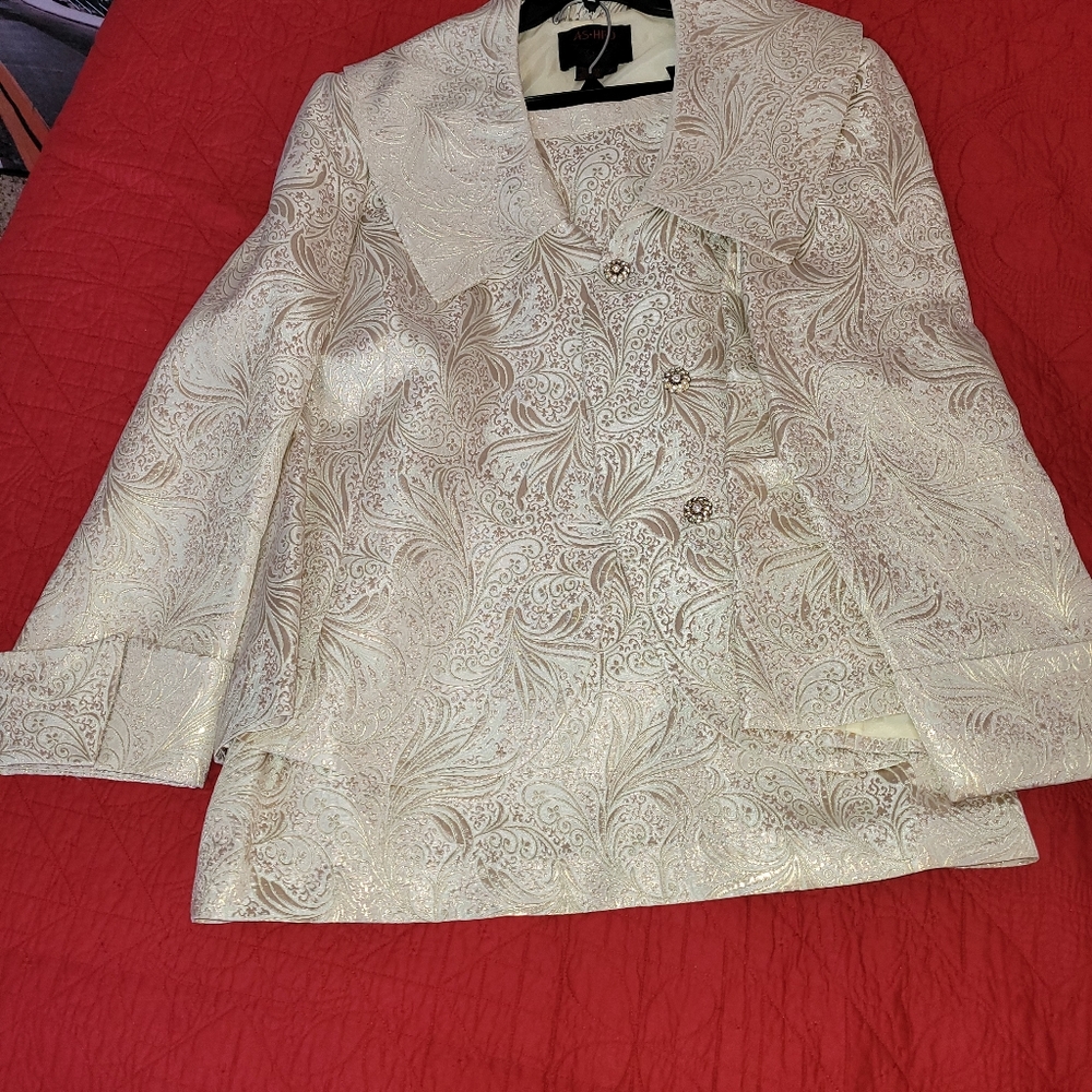 Suit